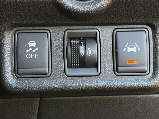 NISSAN NOTE 2015 Image 31