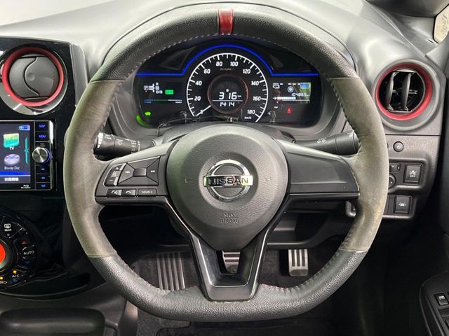 NISSAN NOTE 2017 Image 31