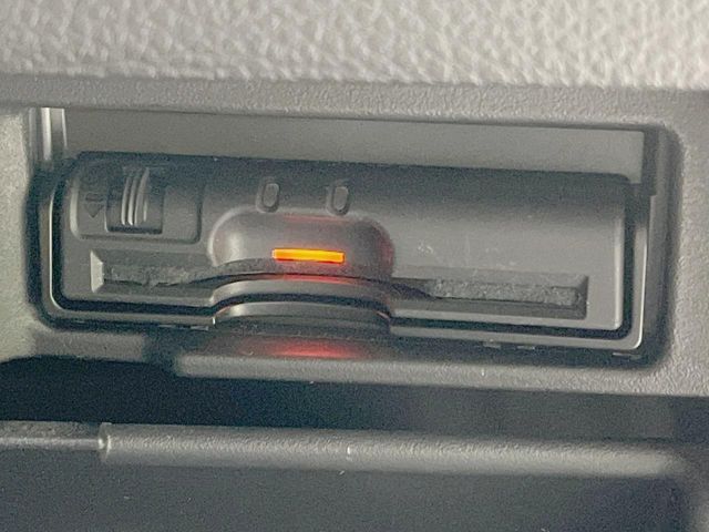 NISSAN SERENA  S-HYBRID 2013 Image 31