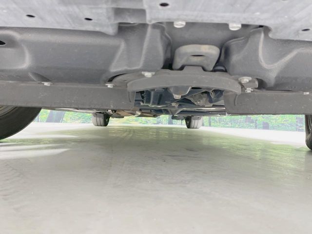 TOYOTA ESQUIRE 2018 Image 31