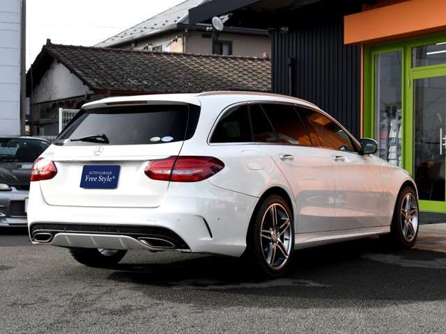 MERCEDES BENZ C CLAS 2015 Image 31