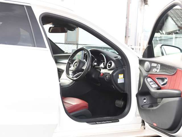 MERCEDES BENZ C CLAS 2015 Image 31