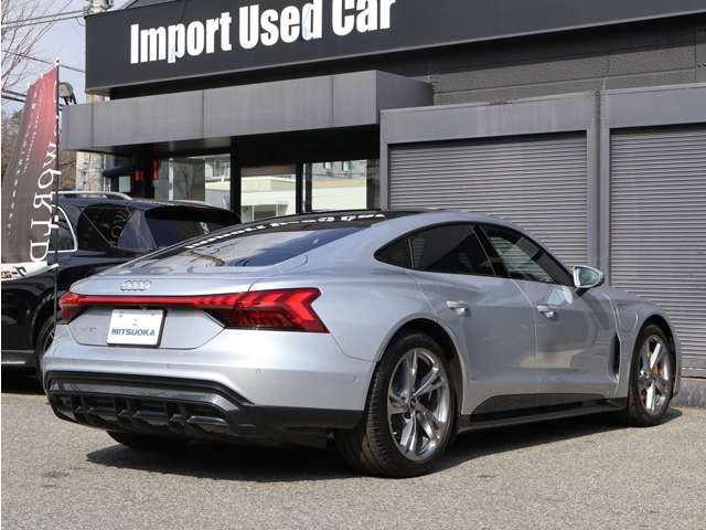 AUDI E-TRON GT 2023 Image 31