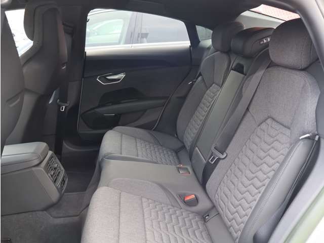 AUDI E-TRON GT 2023 Image 31