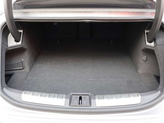 AUDI E-TRON GT 2023 Image 31