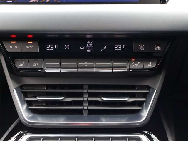 AUDI E-TRON GT 2023 Image 31