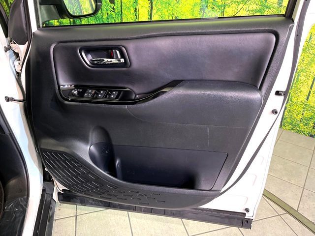 TOYOTA NOAH 2019 Image 31