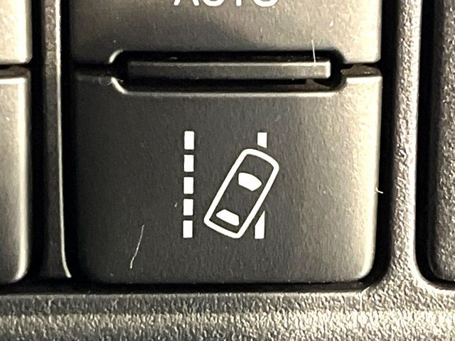 TOYOTA NOAH 2019 Image 31