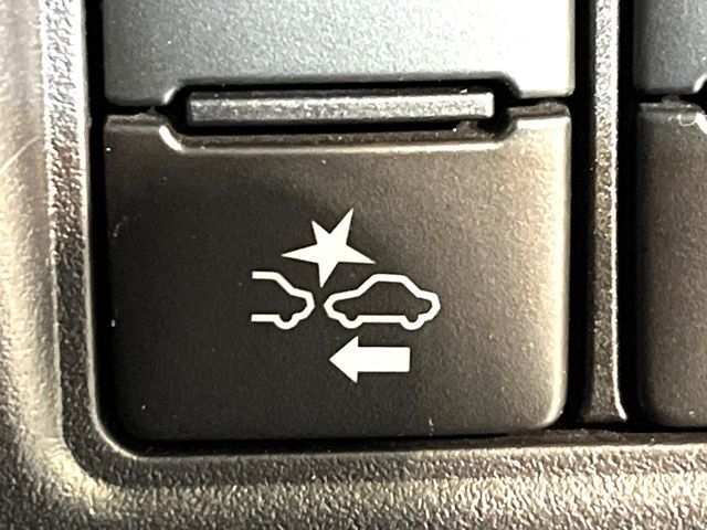 TOYOTA NOAH 2019 Image 31