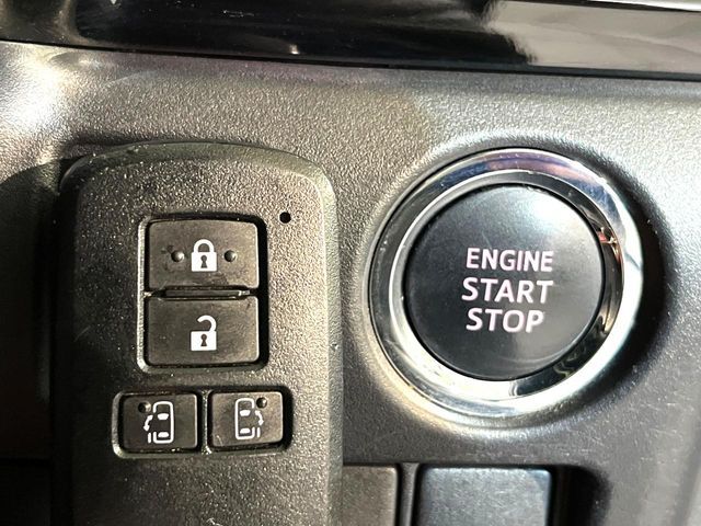 TOYOTA NOAH 2019 Image 31