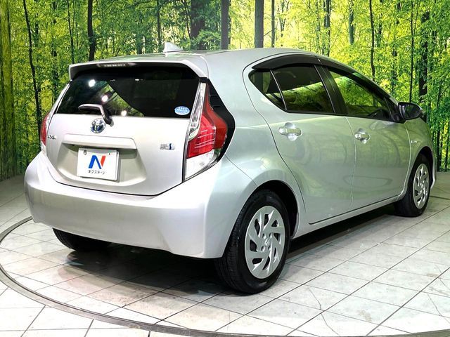 TOYOTA AQUA 2016 Image 31