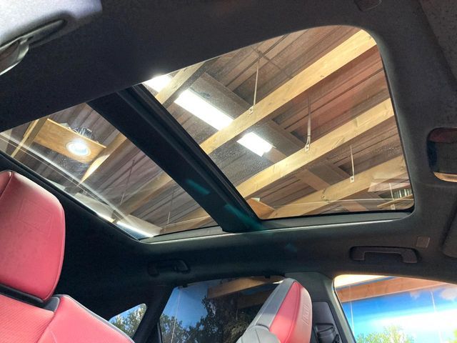 TOYOTA LEXUS RX500H 2023 Image 31