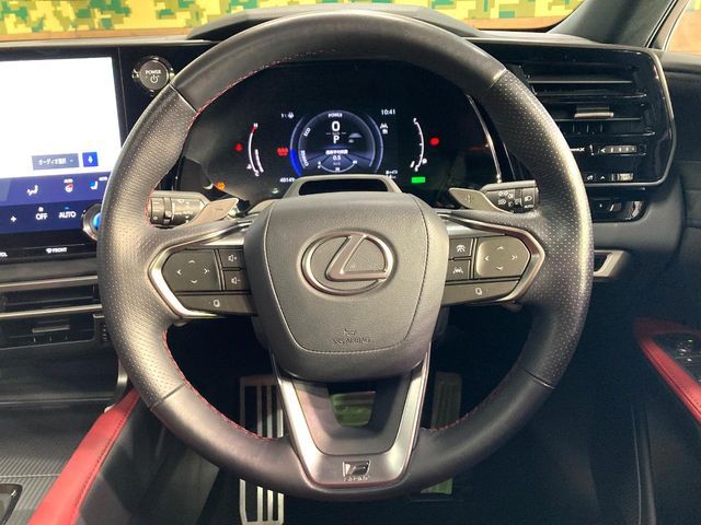 TOYOTA LEXUS RX500H 2023 Image 31