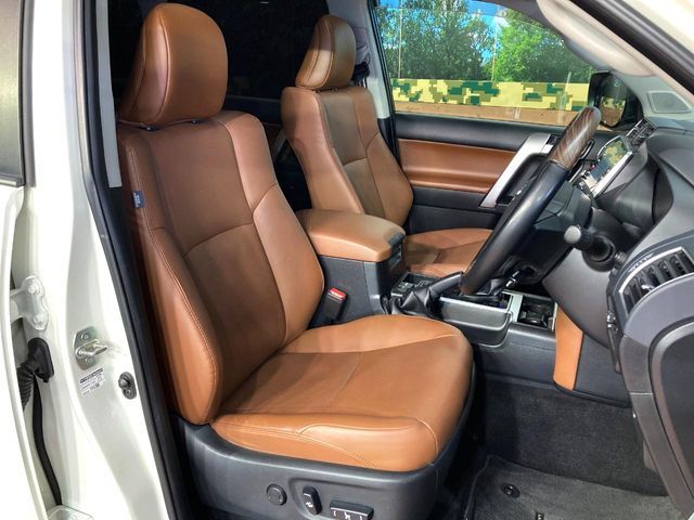 TOYOTA LANDCRUISER PRADO 2021 Image 31