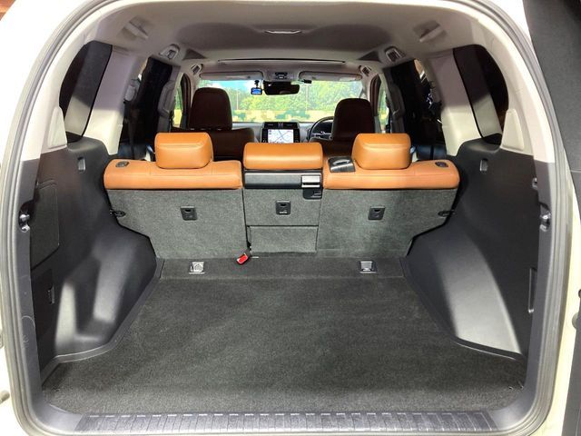 TOYOTA LANDCRUISER PRADO 2021 Image 31