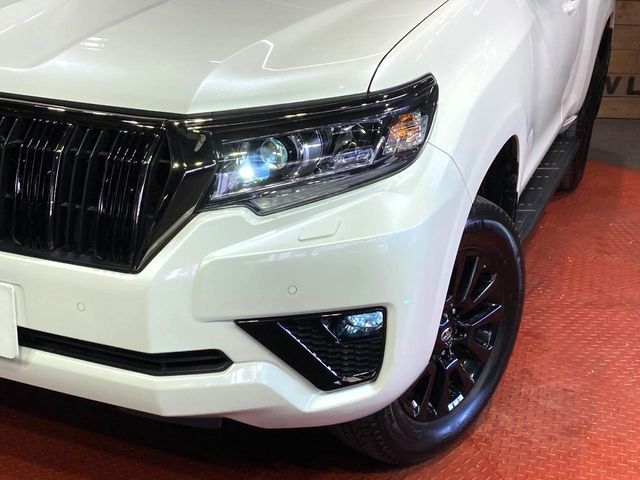 TOYOTA LANDCRUISER PRADO 2021 Image 31