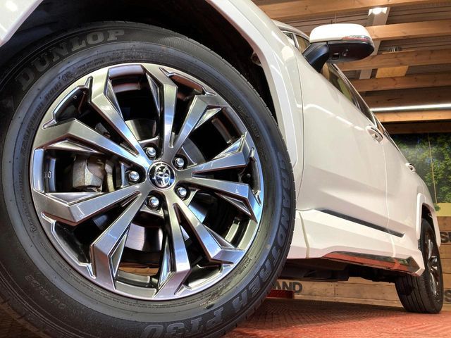 TOYOTA RAV4 HYBRID 4WD 2022 Image 31