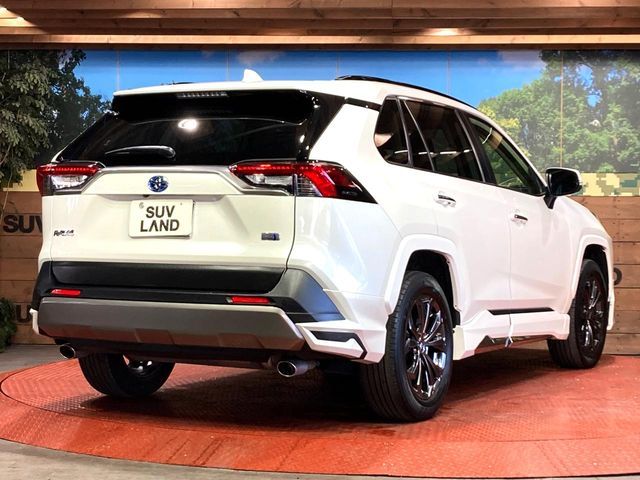 TOYOTA RAV4 HYBRID 4WD 2022 Image 31
