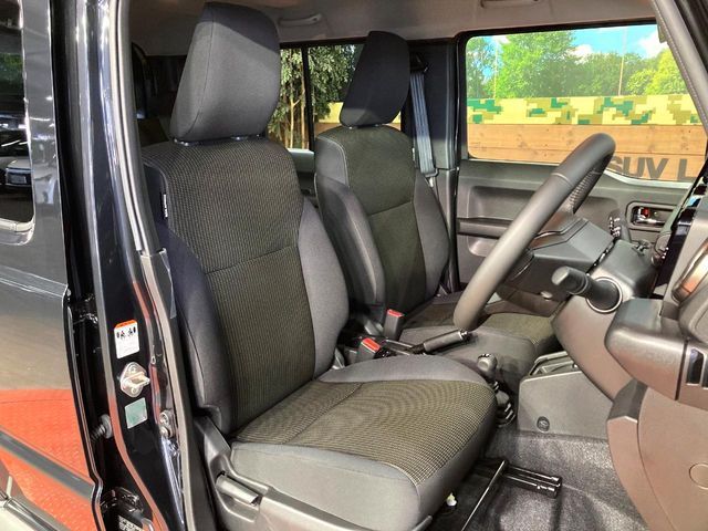 SUZUKI JIMNY NOMADE 2025 Image 31