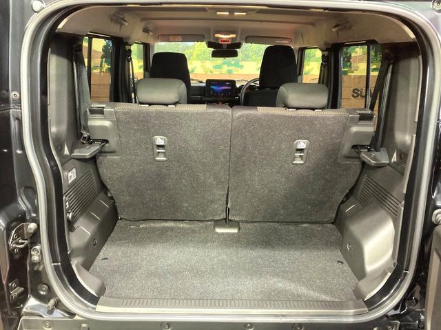 SUZUKI JIMNY NOMADE 2025 Image 31