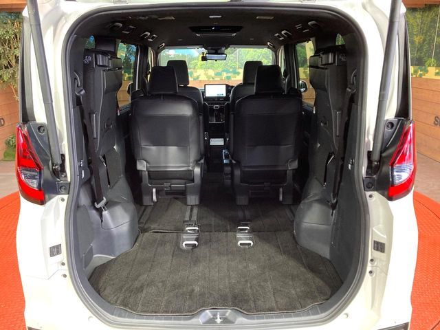 TOYOTA NOAH 2024 Image 31