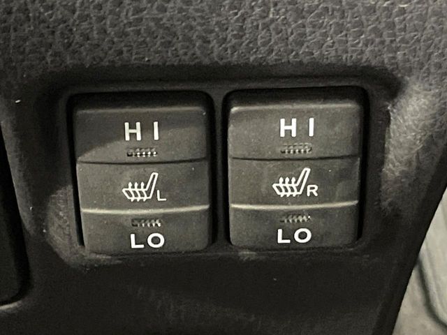 TOYOTA NOAH HYBRID 2018 Image 31