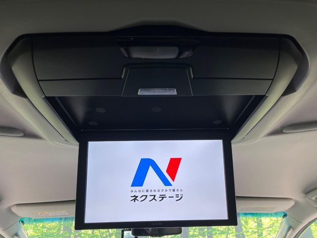 TOYOTA VELLFIRE  HYBRID 4WD 2017 Image 31