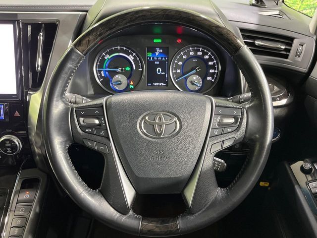 TOYOTA VELLFIRE  HYBRID 4WD 2017 Image 31