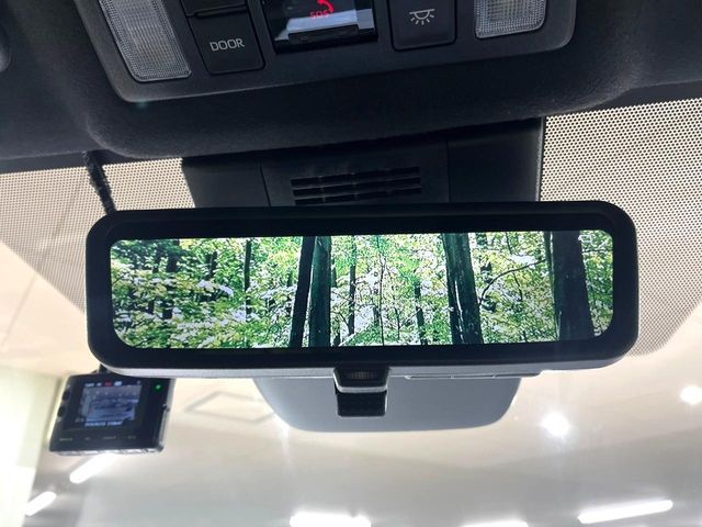 TOYOTA VOXY 2023 Image 31