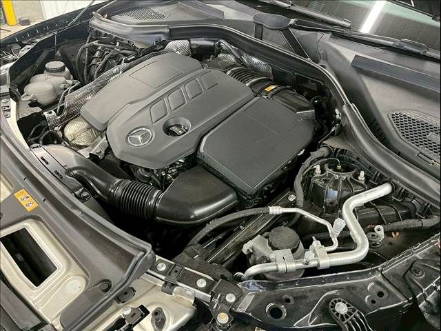 MERCEDES BENZ GLC CL 2023 Image 31