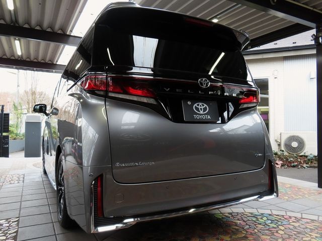 TOYOTA VELLFIRE  HYBRID 2025 Image 31