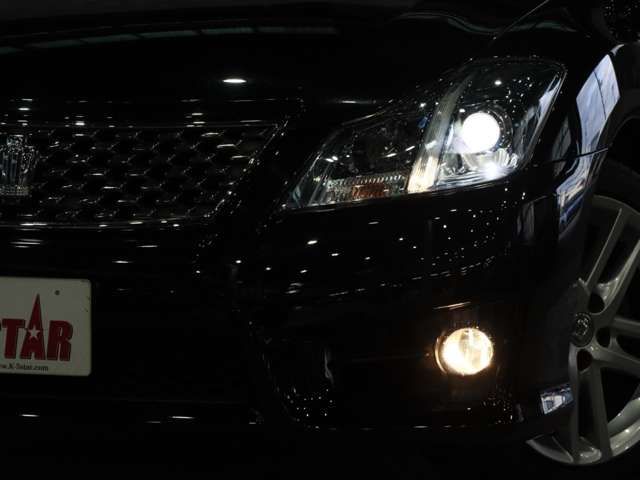 TOYOTA CROWN SEDAN 2011 Image 31