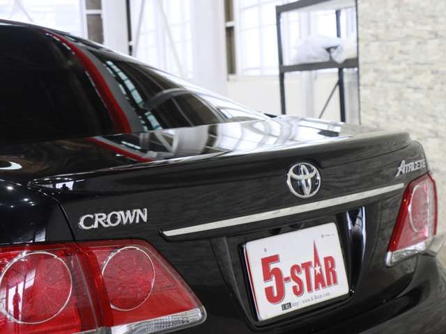 TOYOTA CROWN SEDAN 2011 Image 31