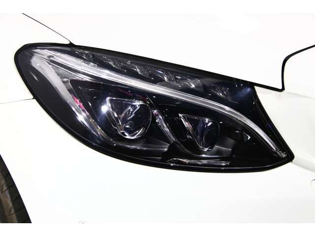 MERCEDES BENZ C CLAS 2016 Image 31