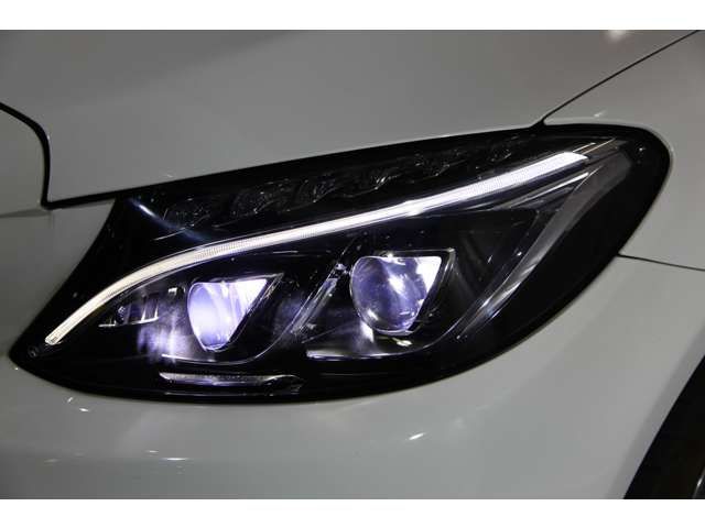 MERCEDES BENZ C CLAS 2016 Image 31