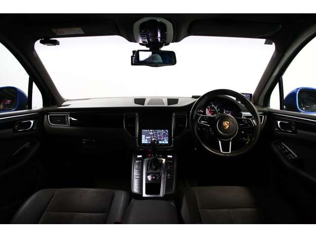 PORSCHE MACAN 2015 Image 31