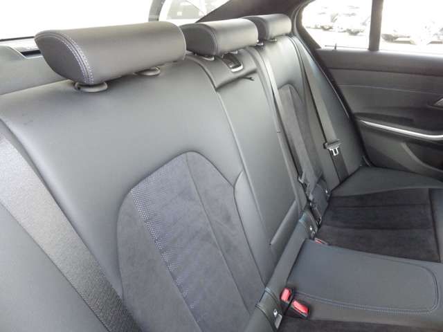 BMW 3SERIES SEDAN 2023 Image 31