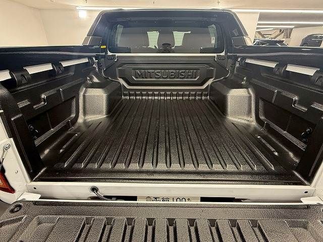 MITSUBISHI TRITON 2024 Image 31