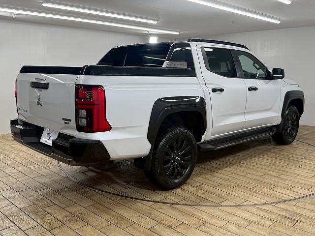 MITSUBISHI TRITON 2024 Image 31