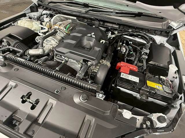 MITSUBISHI TRITON 2024 Image 31