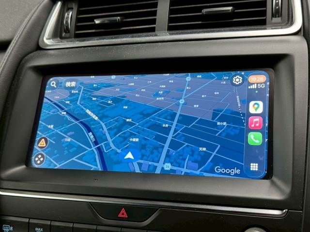 JAGUAR E-PACE 2019 Image 31