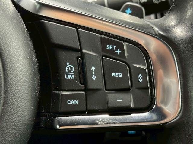 JAGUAR E-PACE 2019 Image 31