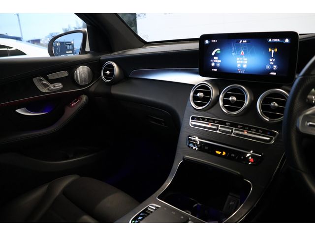 MERCEDES BENZ GLC CL 2019 Image 31