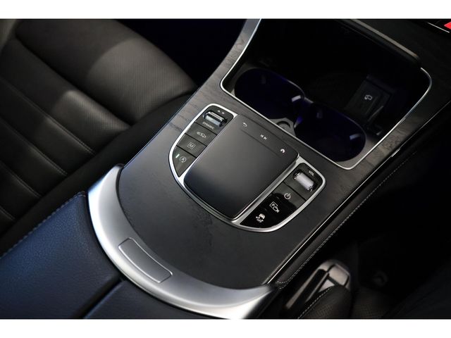 MERCEDES BENZ GLC CL 2019 Image 31