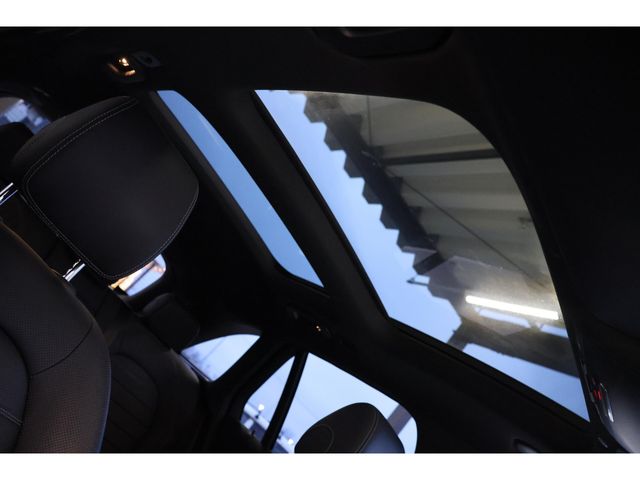 MERCEDES BENZ GLC CL 2019 Image 31