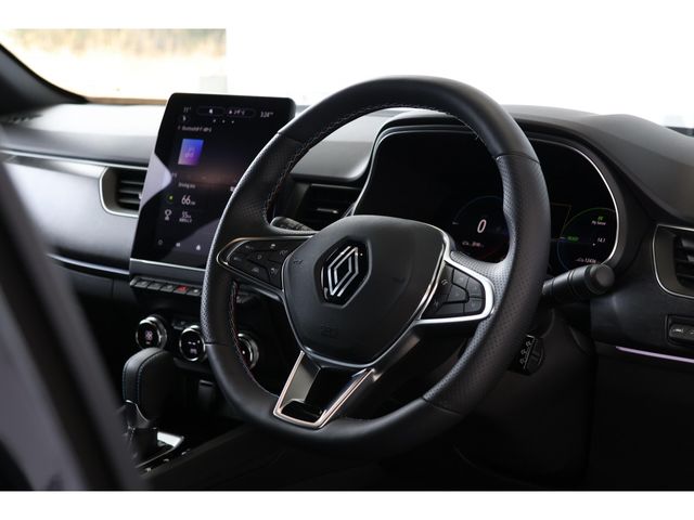 RENAULT ARKANA 2025 Image 31