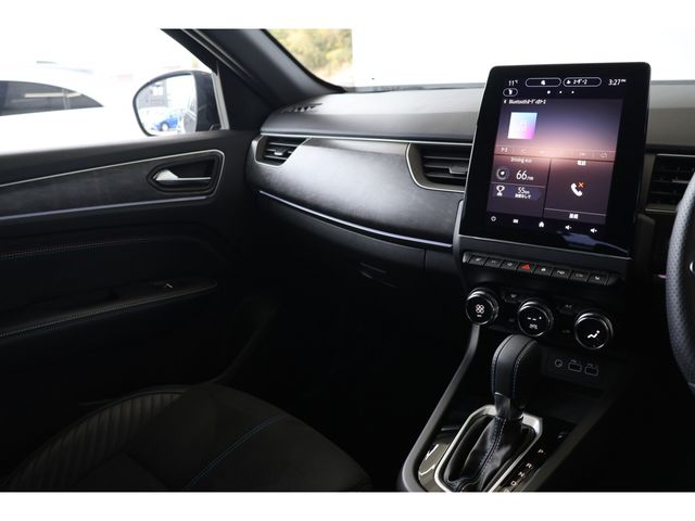 RENAULT ARKANA 2025 Image 31