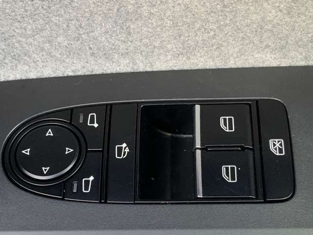 MAZDA MX-30 2021 Image 31