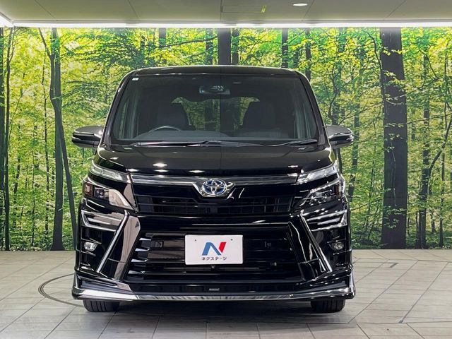 TOYOTA VOXY HYBRID 2019 Image 31