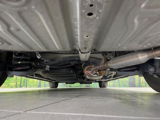 TOYOTA VOXY HYBRID 2019 Image 31